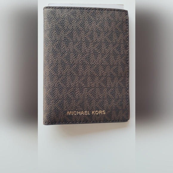 MICHAEL Michael Kors Handbags - MICHAEL KORS passport case